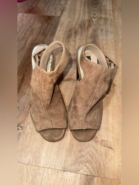 White House Black Market Women’s Suede Open-Toe Slingback Heel Sandal - Tan